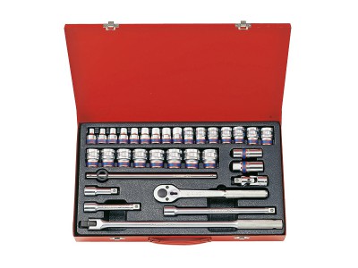 KING TONY Комплект торцевых головок с принадлежностями 6 гр 8-32 мм